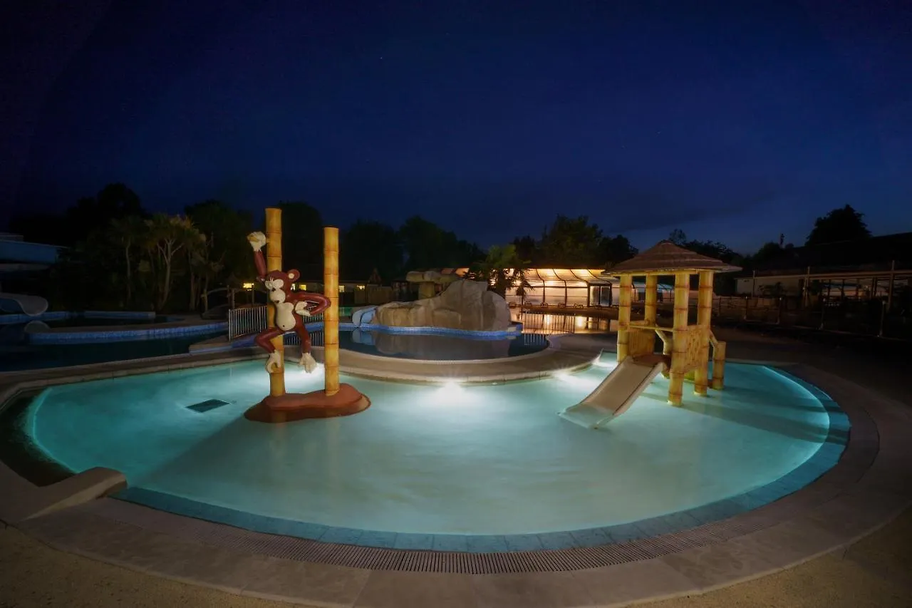 Hôtel Camping Côté O Carnac - Maeva 4*,
