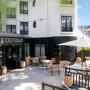 Le Celtique & **** Carnac